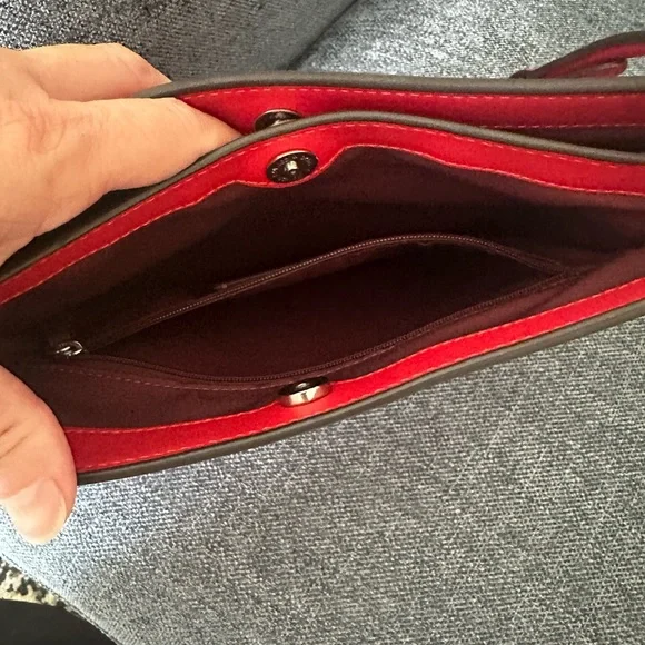 Coach Vibrant Red Shoulder Bag - Picture 6 of 9